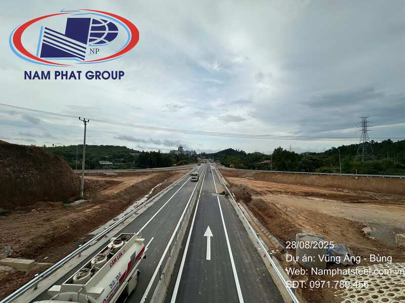 Thông xe cao tốc Vũng Áng - Bùng kết nối Bắc Trung Bộ